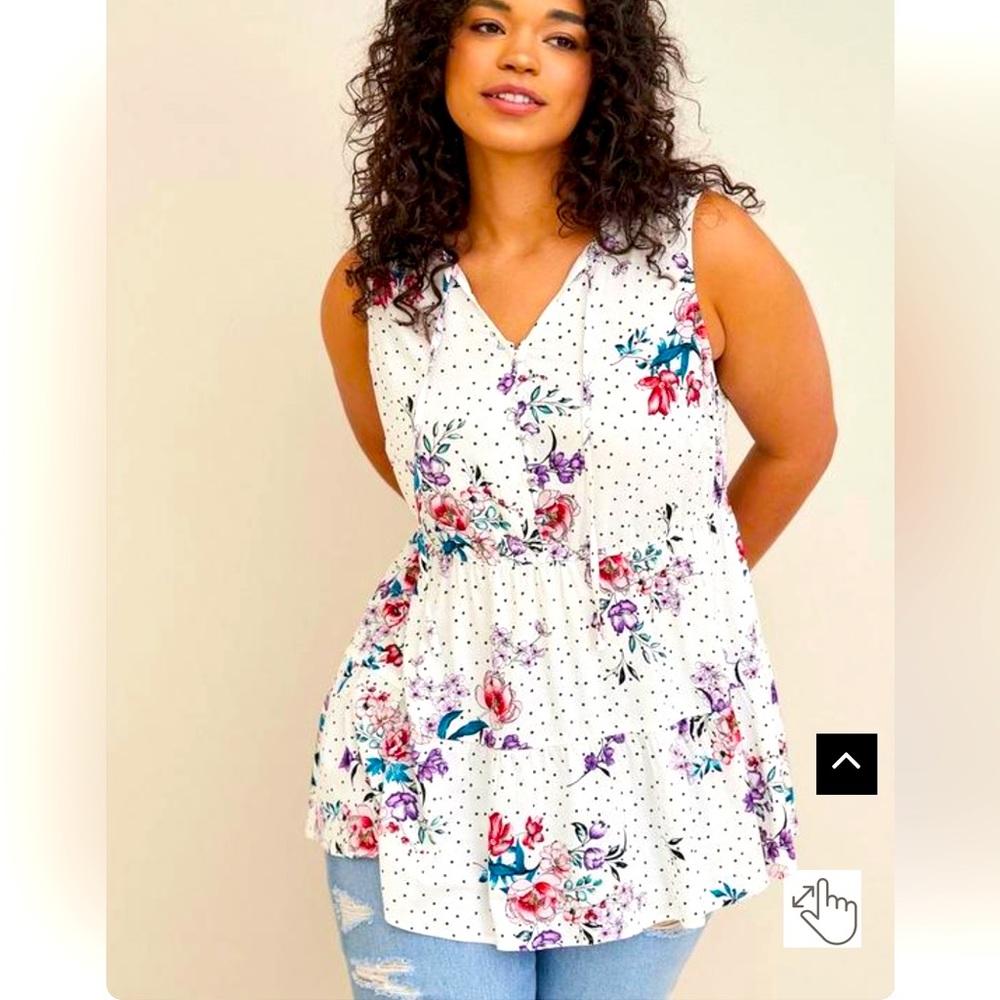 Torrid Rayon Slub Button Front Tiered Tank Size 3x Floral White V Neck Top